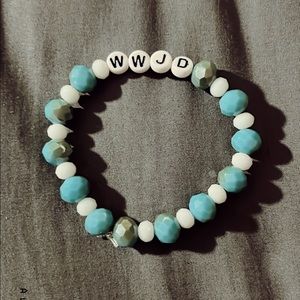 “What would jesus do” bracelet!!